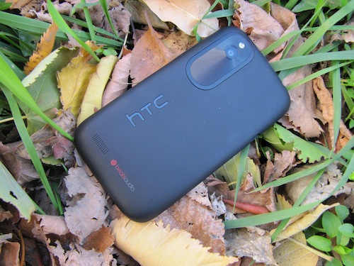 Смартфон HTC Desire V.