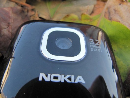 Камера мобильного телефона Nokia Asha 311.