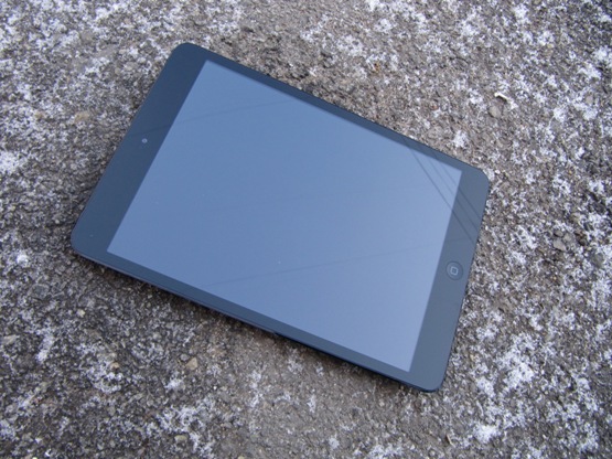 Фото планшета Apple iPad mini.
