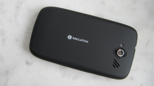 Тест смартфона МегаФон Login.
