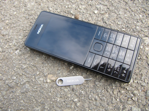 Nokia 515.