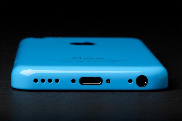 Тест-обзор Apple iPhone 5C.