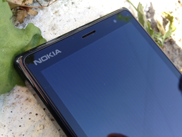 Смартфон Nokia X2.