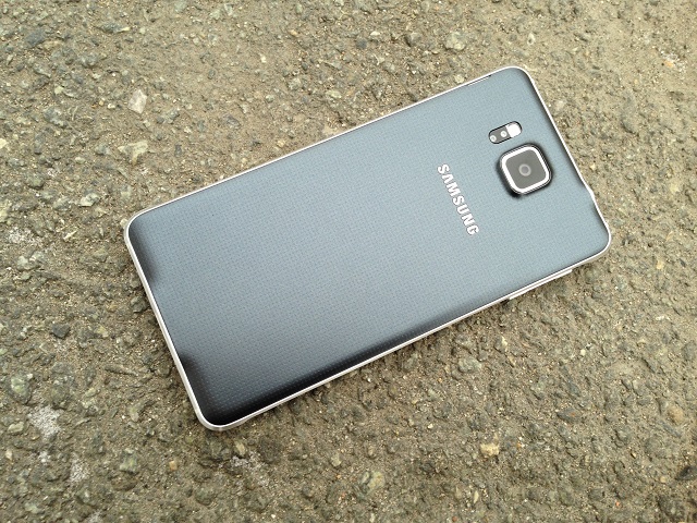Обзор смартфона Samsung Galaxy Alpha.