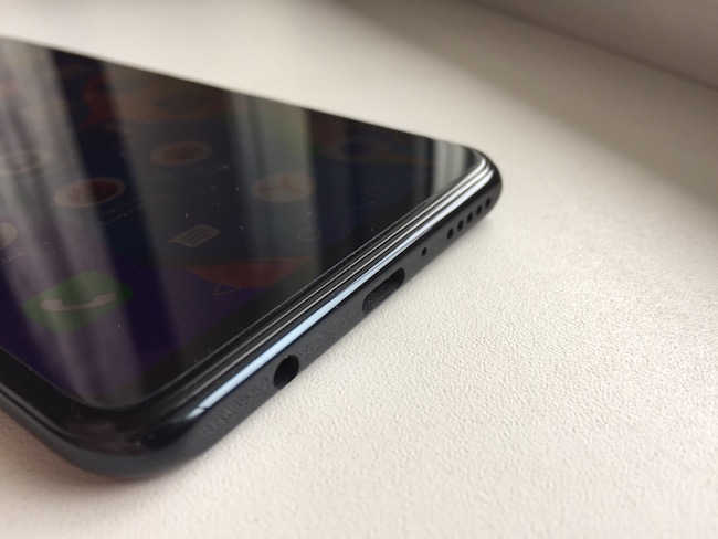 Тест-обзор смартфона Huawei P30 Lite.