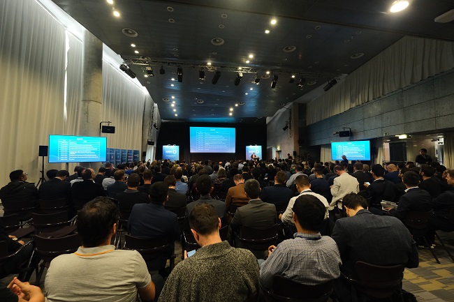 Huawei на Web Summit 2019.