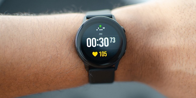 Смарт-часы Samsung Galaxy Watch Active.