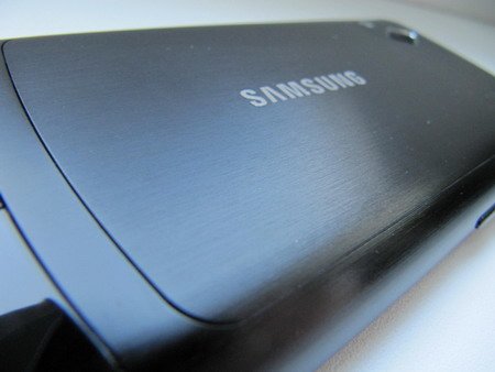 Samsung Wave II можно купить по цене 17 500 рублей.