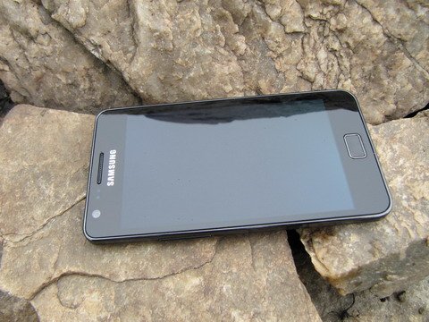 Смартфон Samsung Galaxy S II.