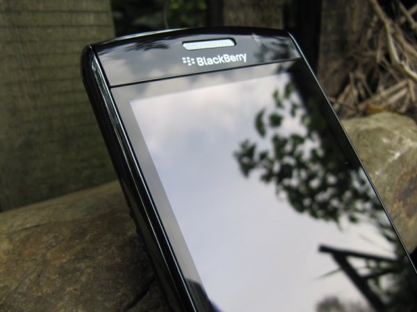 Download Whatsapp For Blackberry Storm 2 9550 Review