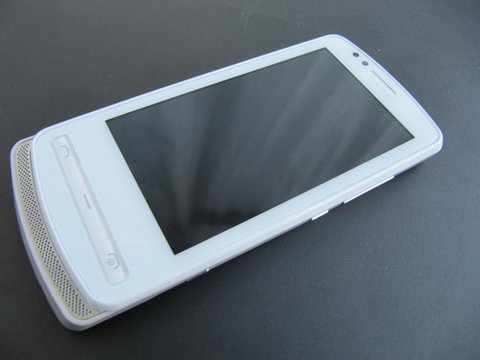 Обзор смартфона Nokia 700.