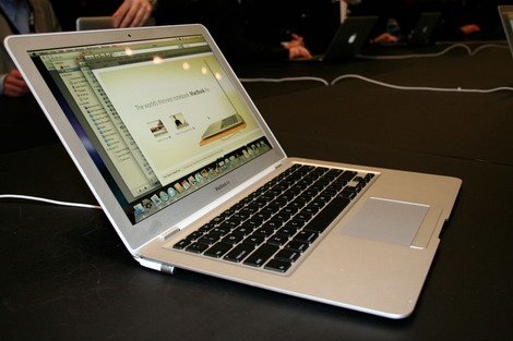 Ультрабук Apple MacBook Air.
