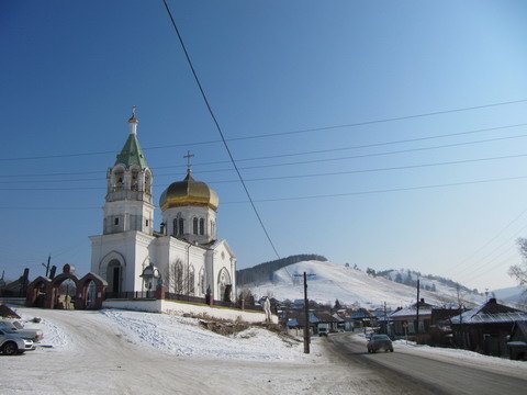Церковь Воздвижения Честного Креста Господня в Сыростане.