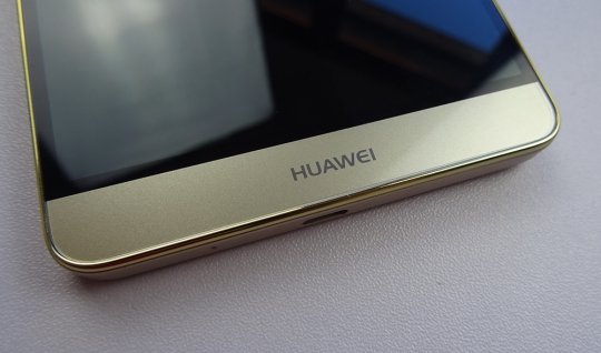 Huawei Mate 8.