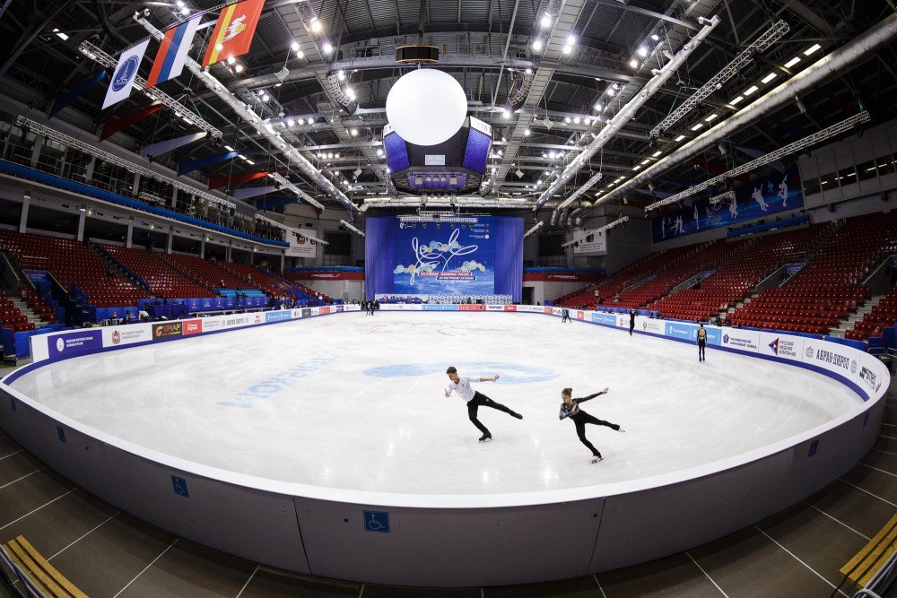 «Ростелеком» выступил телекоммуникационным партнером чемпионата России по фигурному катанию на коньках.