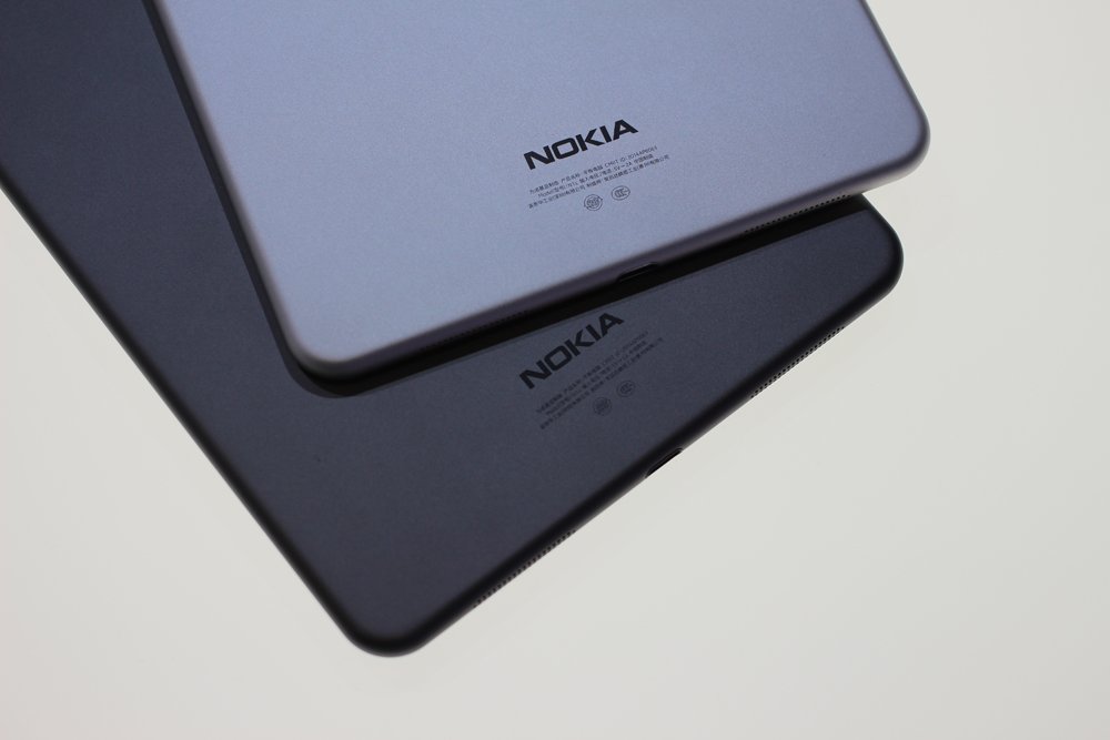 Планшет Nokia.