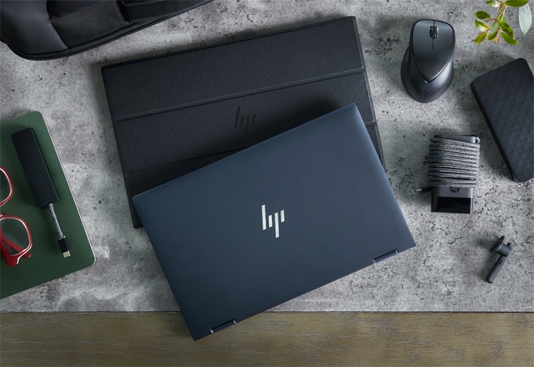 Ультралегкий премиальный ноутбук HP Elite Dragonfly выходит на российский рынок.
