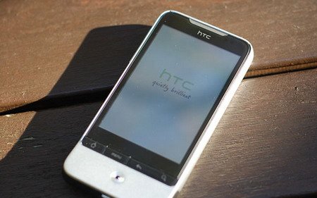HTC Legend обладает 3,7-дюймовым сенсорным экраном.
