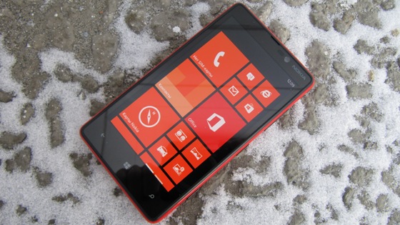 Тест-обзор смартфона Nokia Lumia 820.