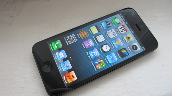 Тест-обзор смартфона Apple iPhone 5.