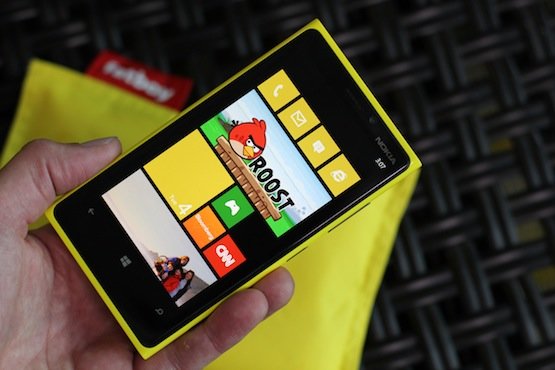 Смартфон Nokia Lumia 920.