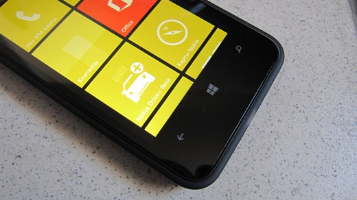 Плиточный интерфейс Nokia Lumia 620.