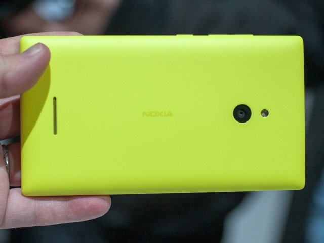 Анонс Nokia XL в России.