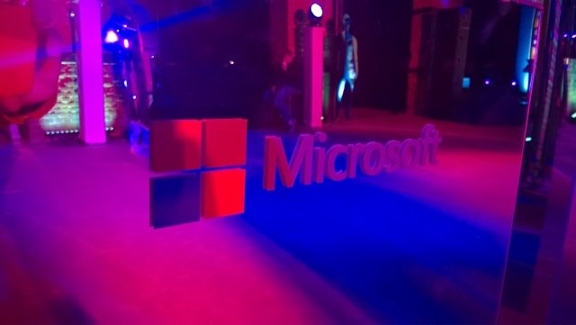 Российская презентация Microsoft Lumia 830.
