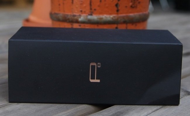Упаковка Huawei P8.