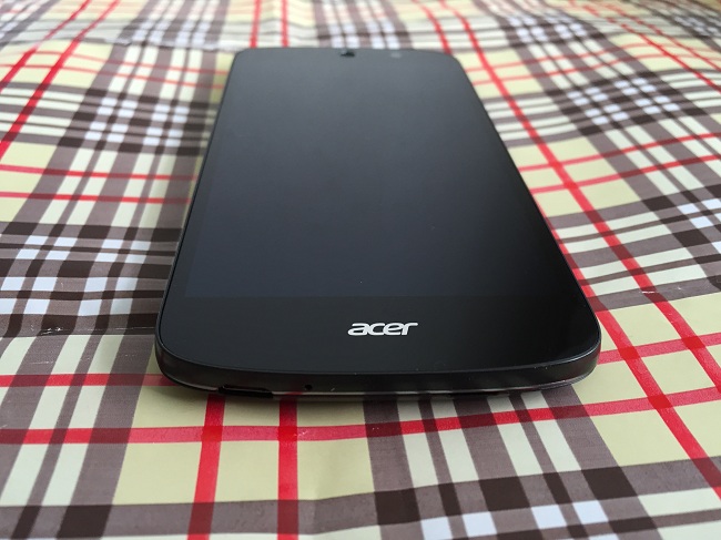 Acer Liquid Z530.