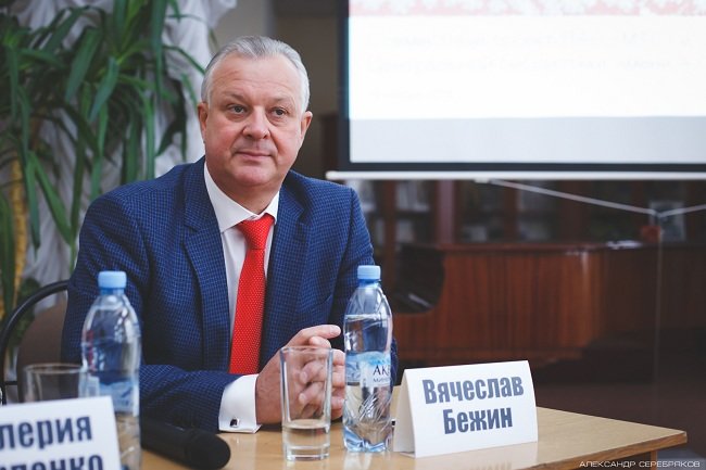 Вячеслав Бежин, директор челябинского филиала ПАО МТС.