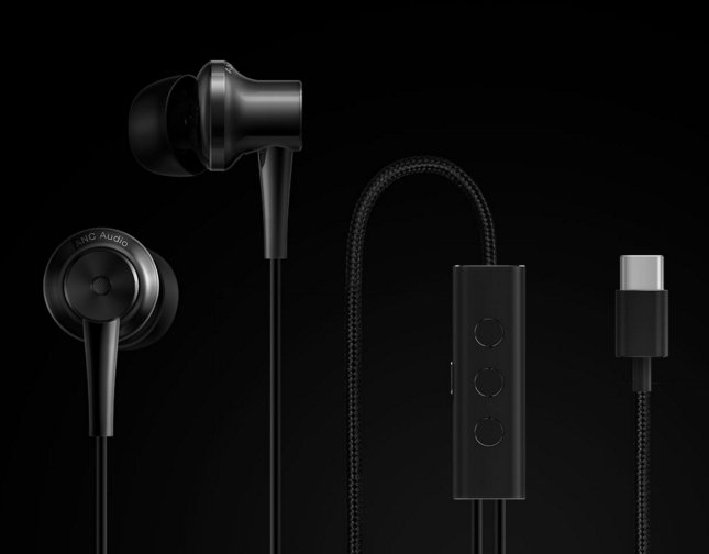 Xiaomi Noise Cancellation In-ear Earphones.