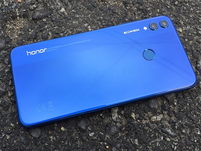 Тест-обзор смартфона Huawei Honor 8X.
