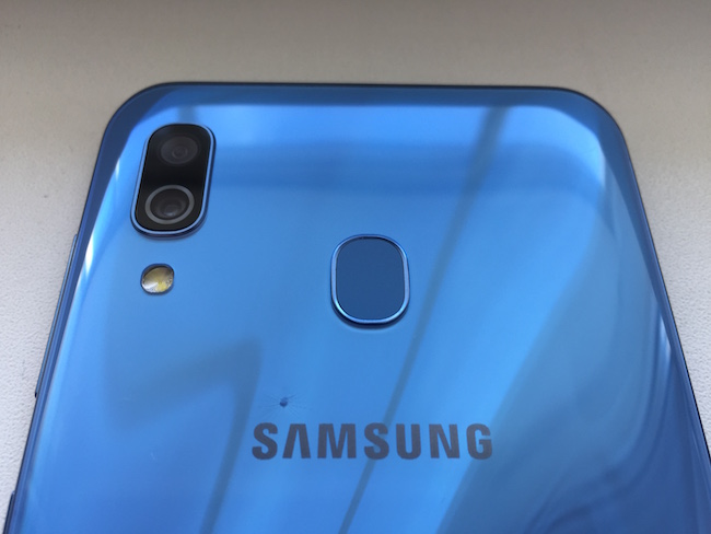 Тест-обзор смартфона Samsung Galaxy A30.