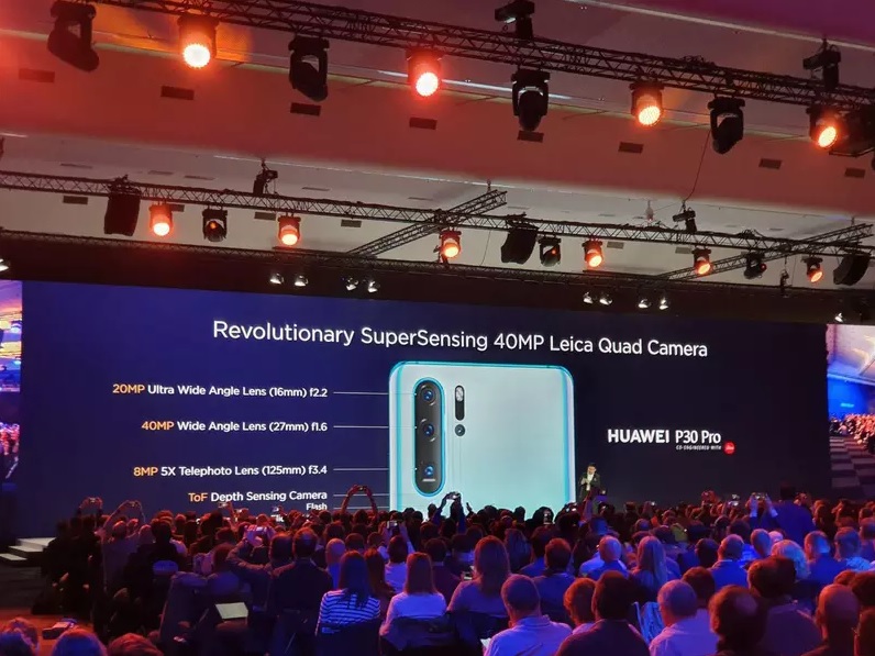 Представлены флагманские смартфоны Huawei P30 и P30 Pro.