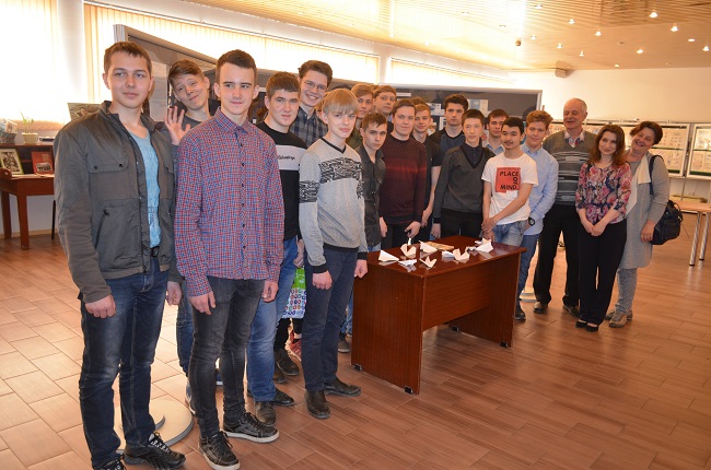 Студенты Челябинского радиотехнического техникума.