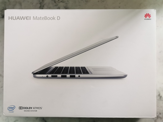 Упаковка ноутбука Huawei MateBook D.