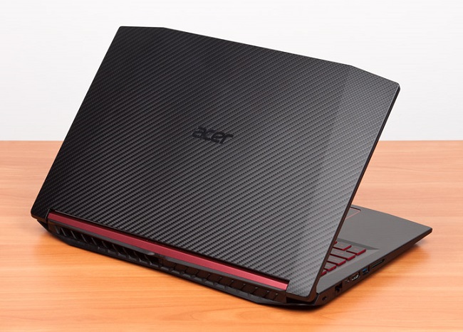 Игровой ноутбук Acer Nitro 5.