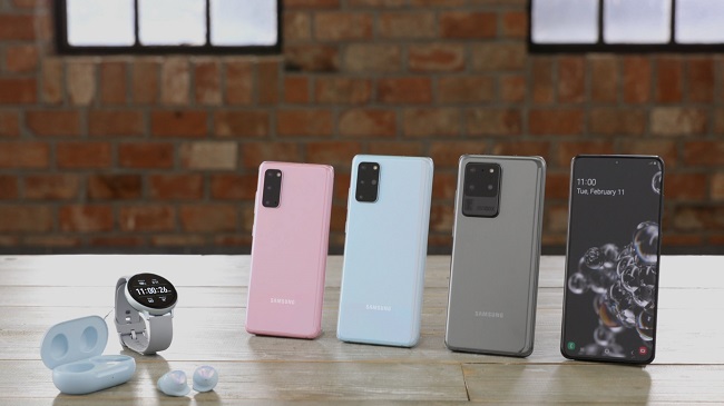 Samsung представила флагманские смартфоны Galaxy S20, S20+ и S20 Ultra.