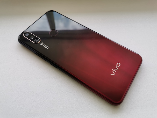 Тест-обзор смартфона Vivo Y12.
