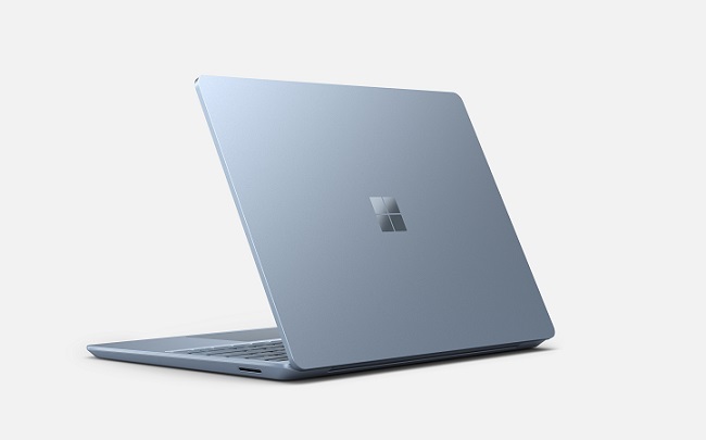 Недорогой ноутбук Microsoft Surface Laptop Go.