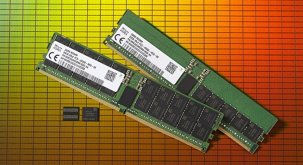 Микросхемы памяти DDR5 SK hynix.