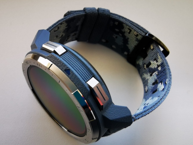 Дизайн смарт-часов HONOR Watch GS Pro.