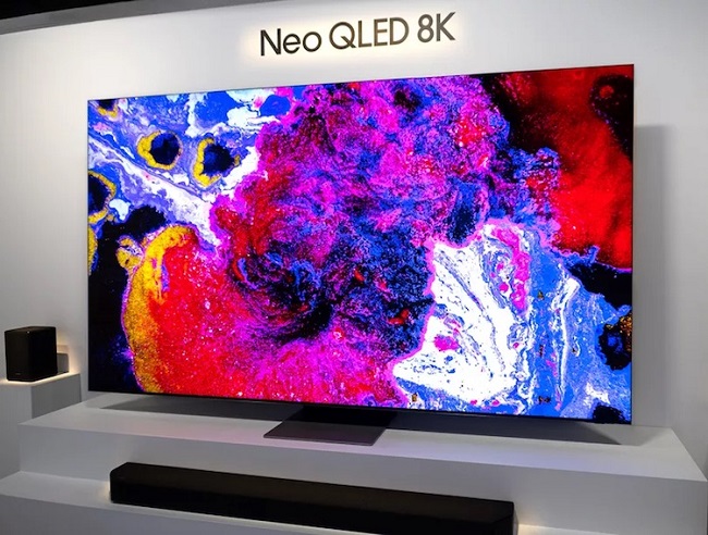 Смарт ТВ Samsung Neo QLED 2021 года.