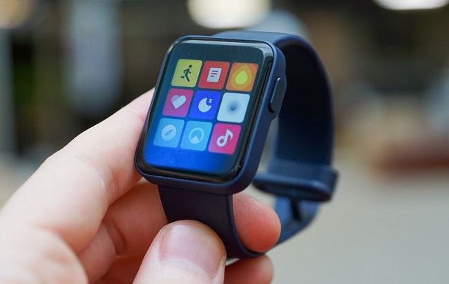 Дешёвый умные часы Xiaomi Mi Watch Lite.