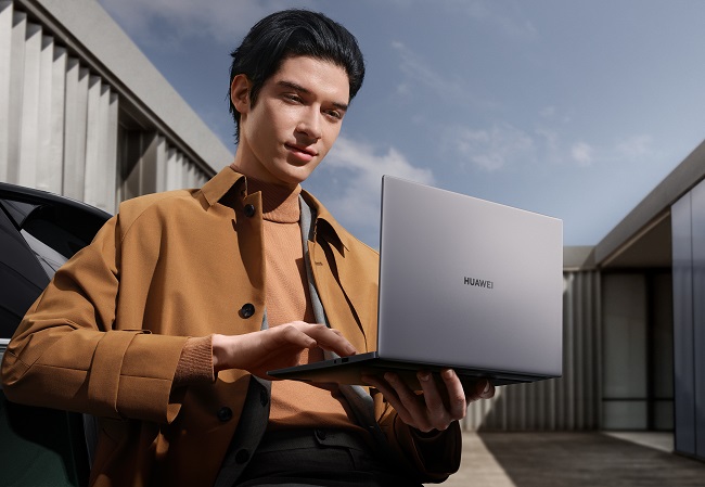 Ноутбук Huawei MateBook D 14 модельного ряда 2021 года.