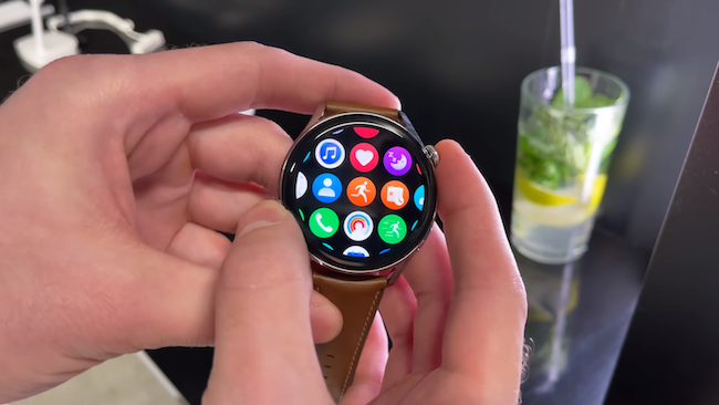 Смарт-часы Huawei Watch 3.