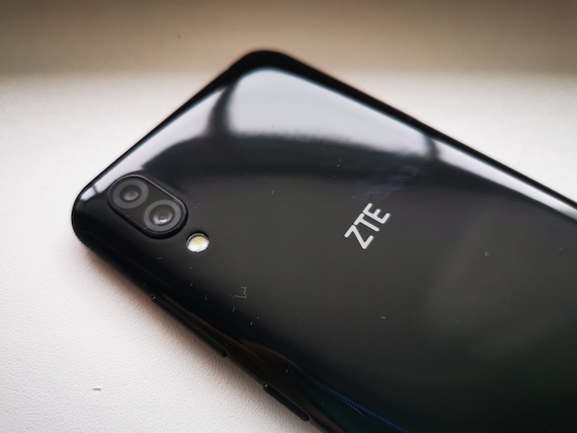 Обзор недорогого смартфона ZTE Blade A51 Lite.