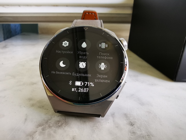 Умные часы Huawei Watch GT 3 Pro.