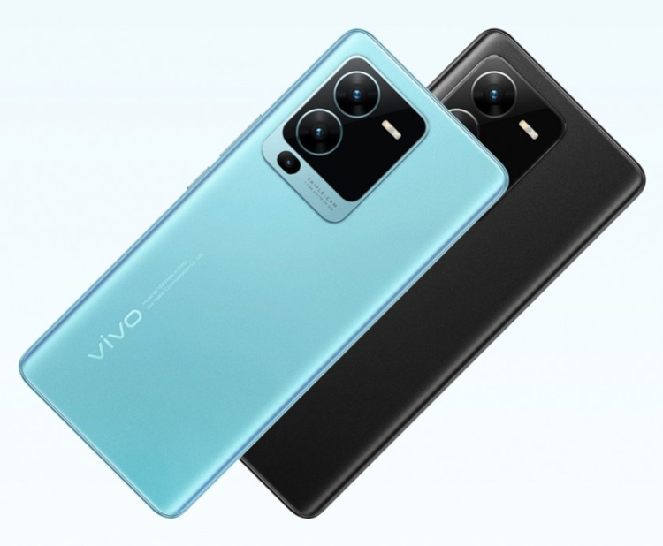 Тройная камера смартфона Vivo V25 Pro.